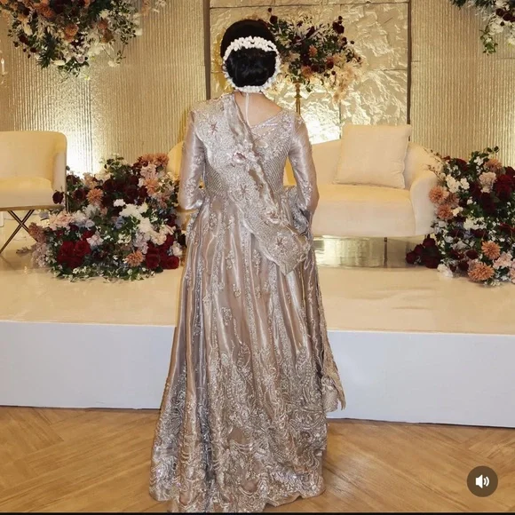 Elegant Embroidered Women's Dress